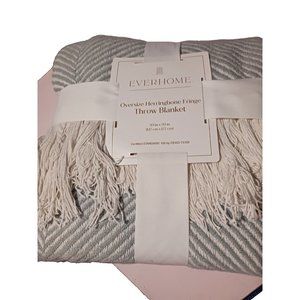 EverHome Herringbone Fringe Throw Blanket Oversized Size 50” X 70” 100% Cotton